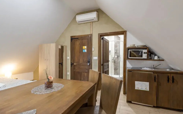 Pannonian Studio Mansarde For 2
