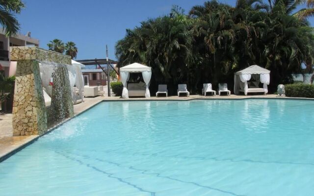 Grand Bahía Ocean View Hotel