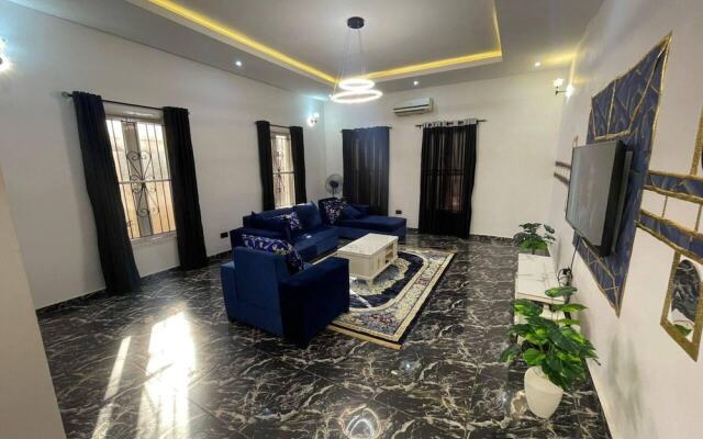 Immaculate 4-bed Detached Duplex in Lekki Chevron