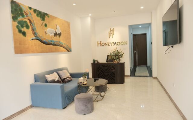 Honeymoon Hotel 2