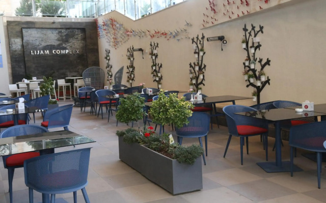 Lijam Hotel