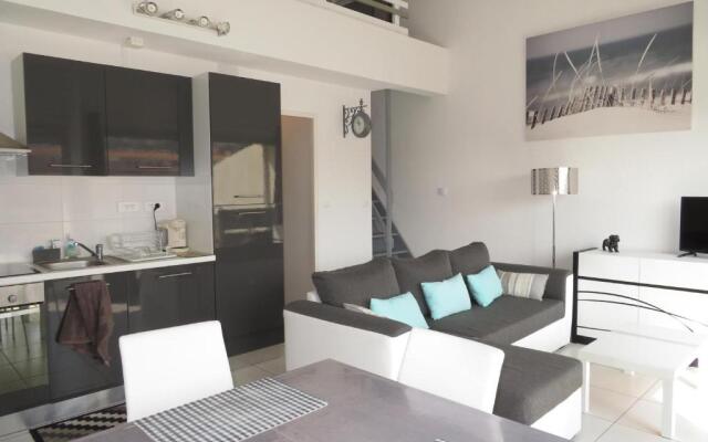 Appartement Sète, 2 Pièces, 6 Personnes - Fr-1-338-357