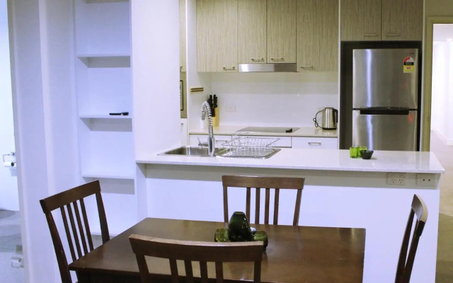 Tranquil, Relaxing Forrest Style Apartment - Braddon CBD