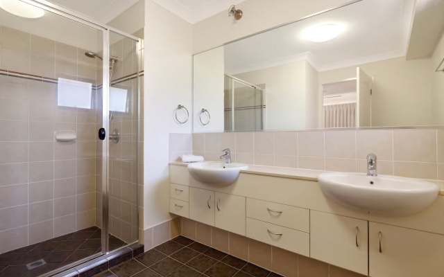 Coolum Villas