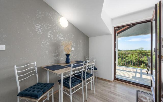 PHAROS house with apartment