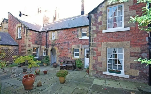 Dorothy Forster Court