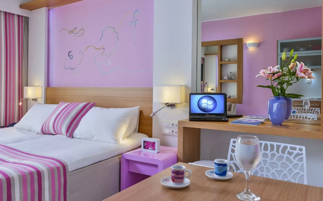 Ilios Beach Hotel Apartments