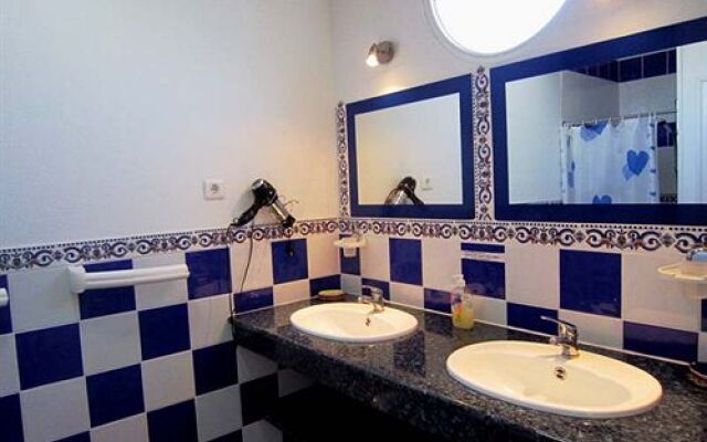 Azul Arenas Andalucia