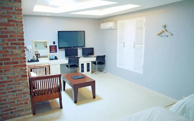 Opera 21 Hotel