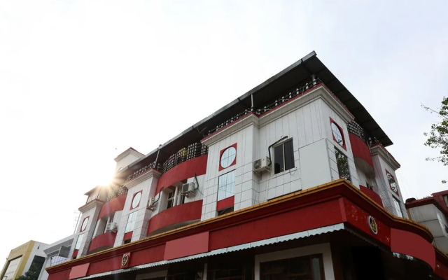 OYO 10348 Hotel Ashoka Regency