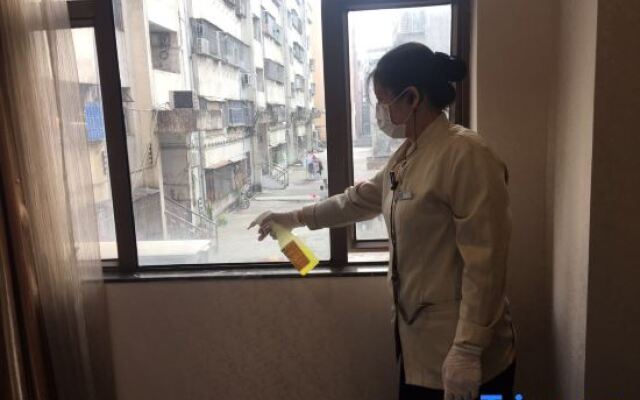 Shenzhen Futian Huaqiang South Feiyuan Hotel