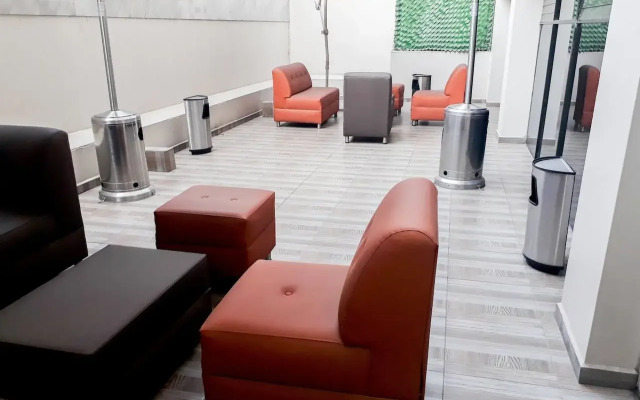 Hotel & Suites PF