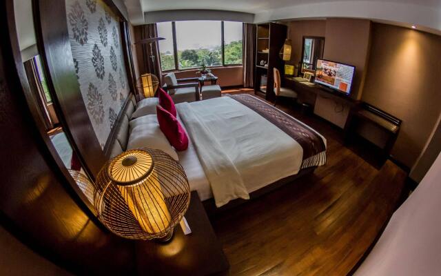 Rose Garden Hotel