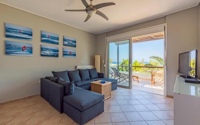 Athens windsurfing, Artemida Loutsa, Seaside Apartment