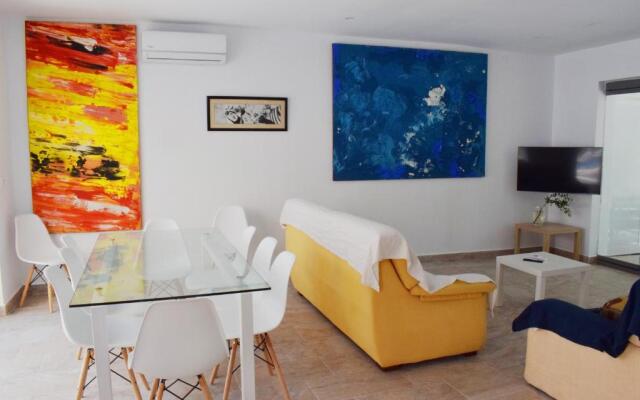 Sancti Petri House