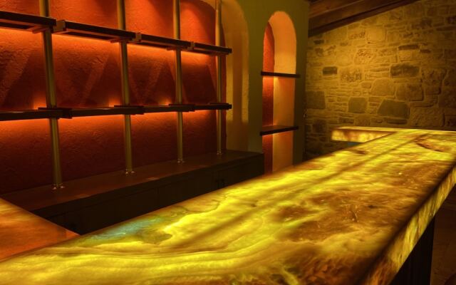 Dionysos 1789 Boutique Hotel