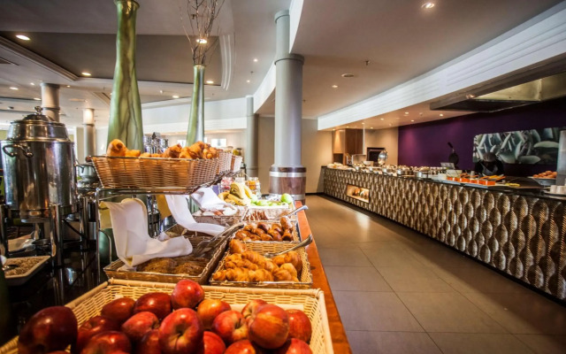 Garden Court Sandton City