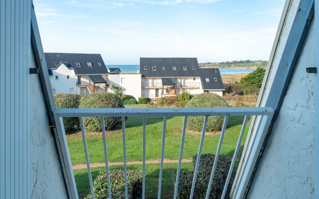 Garden Retreat Near Guidel Beaches
