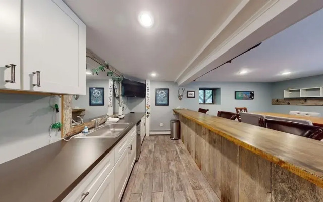 Treehouse Home Brought to you by GetAway Vacations