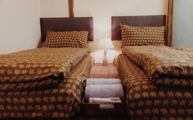 Xingfuli Hostel Xijiang