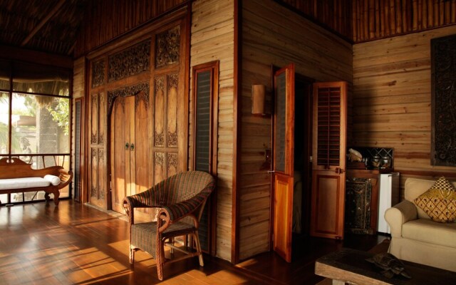 Turtle Inn by Francis Ford Coppola