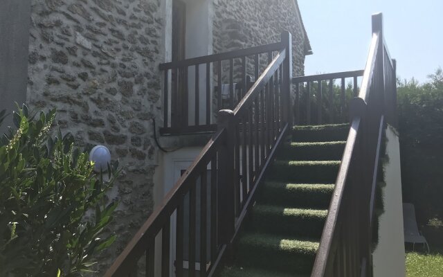 Nice apartment with garden in Disney