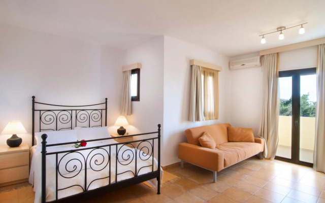 Miraluna Hotel