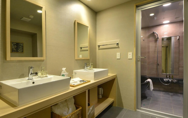Roppongi Hotel S