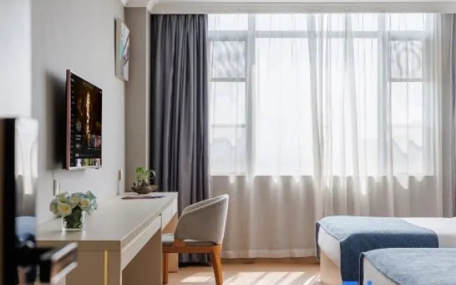Jiachuang E-Sports Hotel (Guangzhou Baiyun International Airport T3 Terminal Renhe Subway Station) – Guest Rooms – Guangzhou