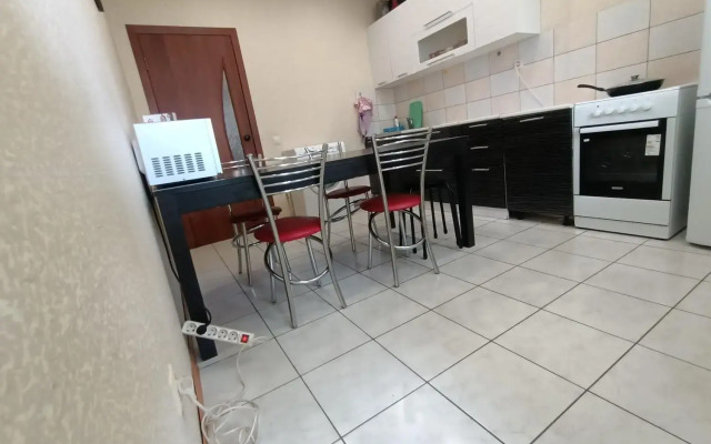 Apartments on Serova street 51/11