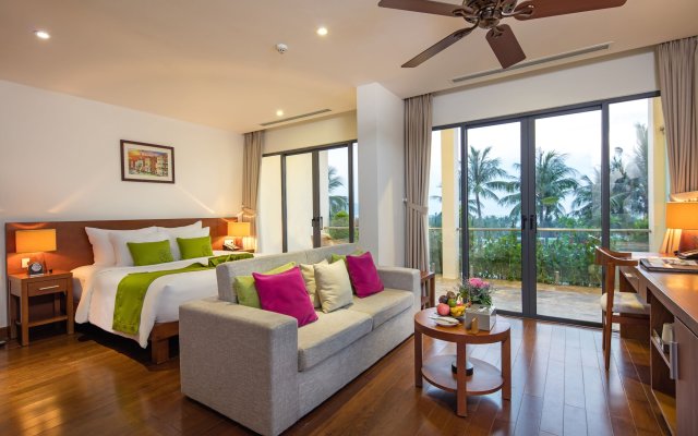 Cam Ranh Riviera Beach Resort & Spa