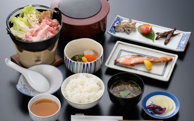 OYO Ryokan Sakaeya Minokamo – Meal – Minokamo