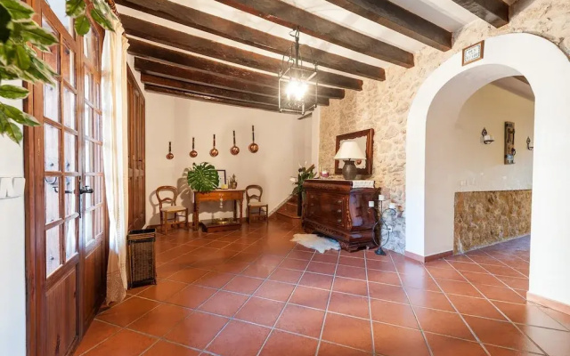 - House In