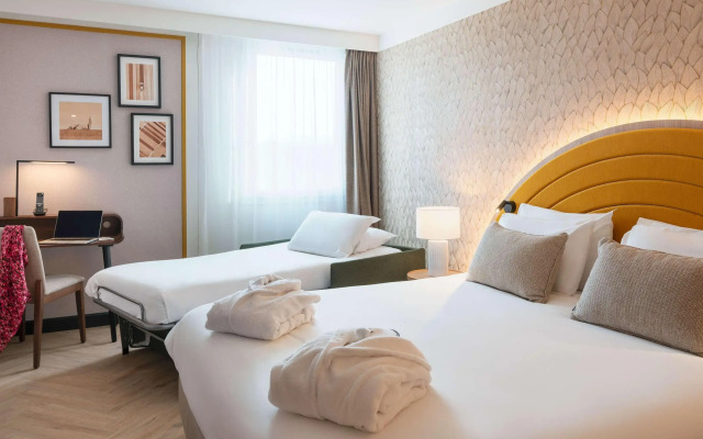 Mercure Chartres Est