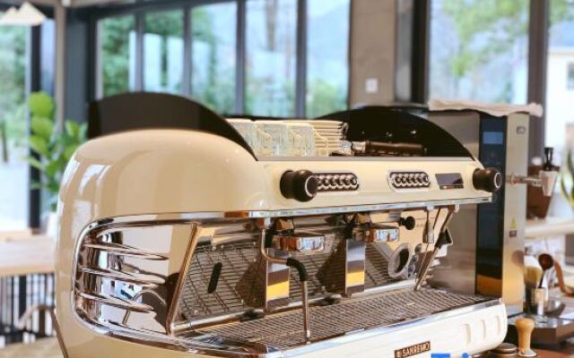 Mogan Mountain Akita Cuckoo Fairytale World B&B