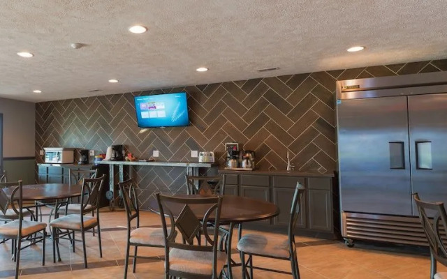 Hotel Arthur by OYO Glenwood Hwy 34