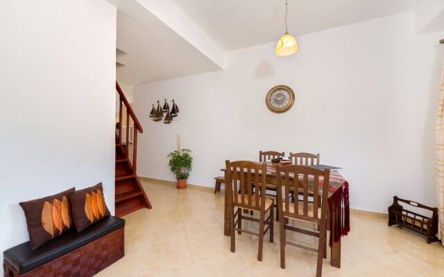 Aspalathos Suites