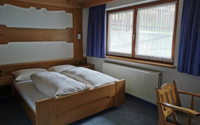Hotel Edi