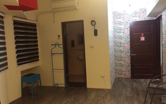 Traveler Station R15