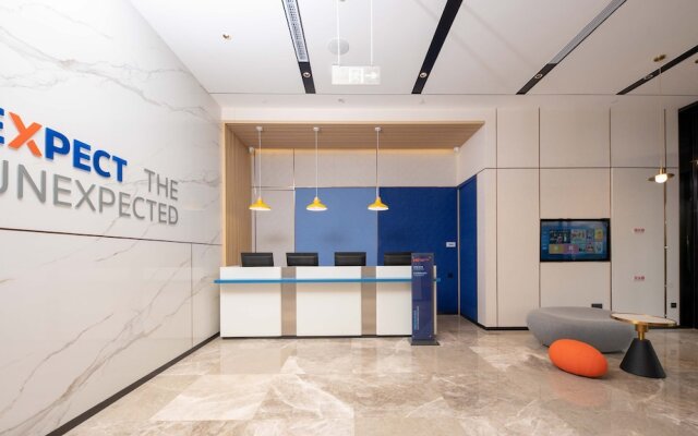 Holiday Inn Express Chongqing Caiyun Lake by IHG