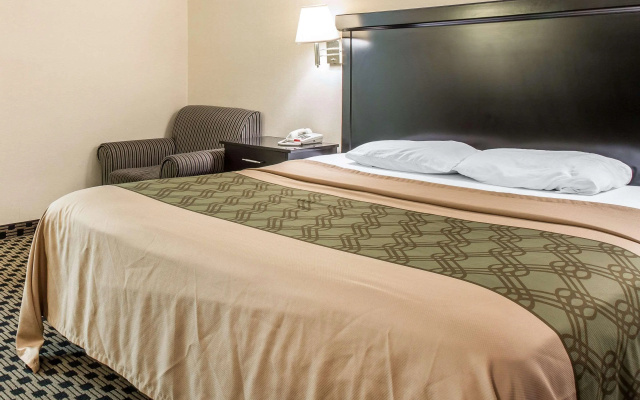 Econo Lodge West Haven
