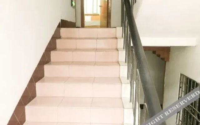 Luojiang Rainbow Hotel