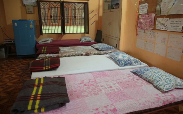 Somit Paying Guest House