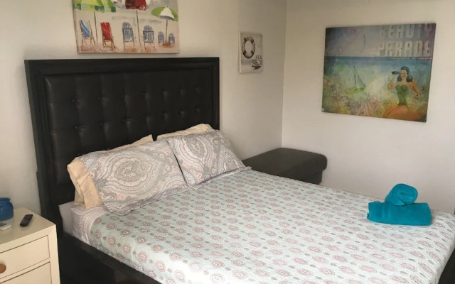 Coastal Express Inn &amp; Suites #1 at 681 Ocean Drive