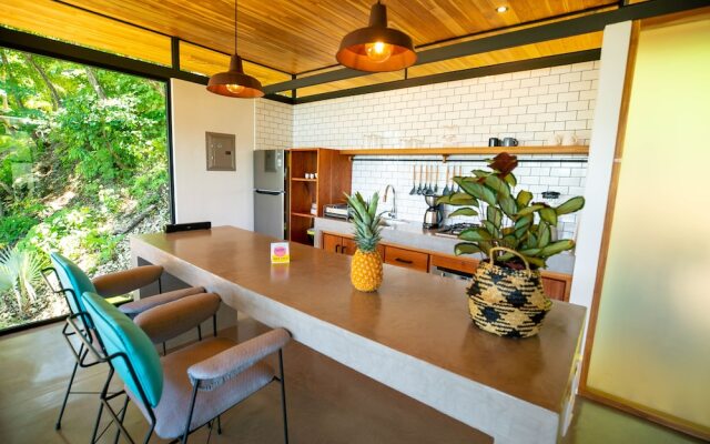 The Green House - Santa Teresa