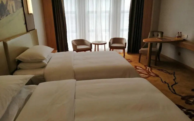 Vienna International Hotel (Jinjiang Airport)