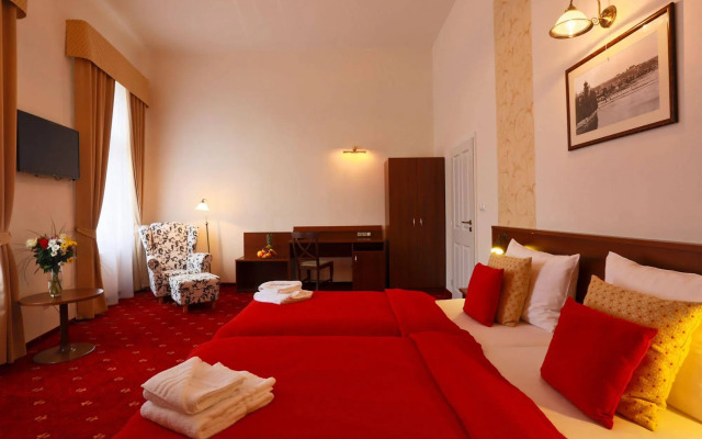 Hotel U Svatého Jana