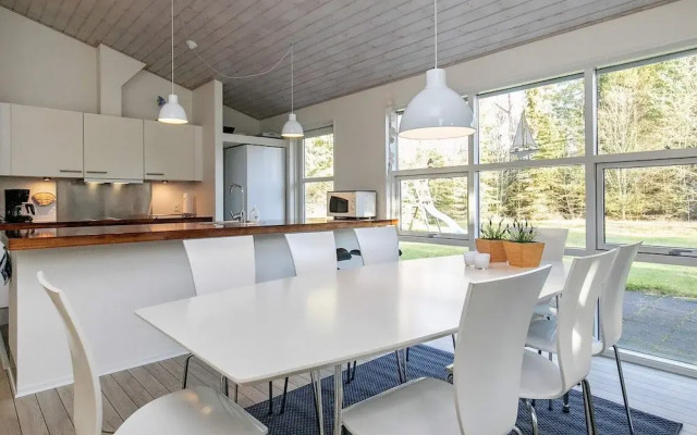 8 Person Holiday Home in Hals-by Traum