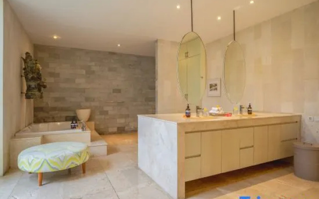 OMEKAI Cemagi by Nakula