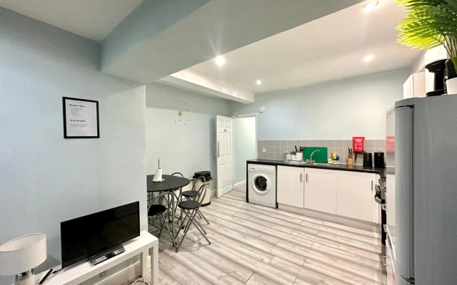 Chaltons Guest House